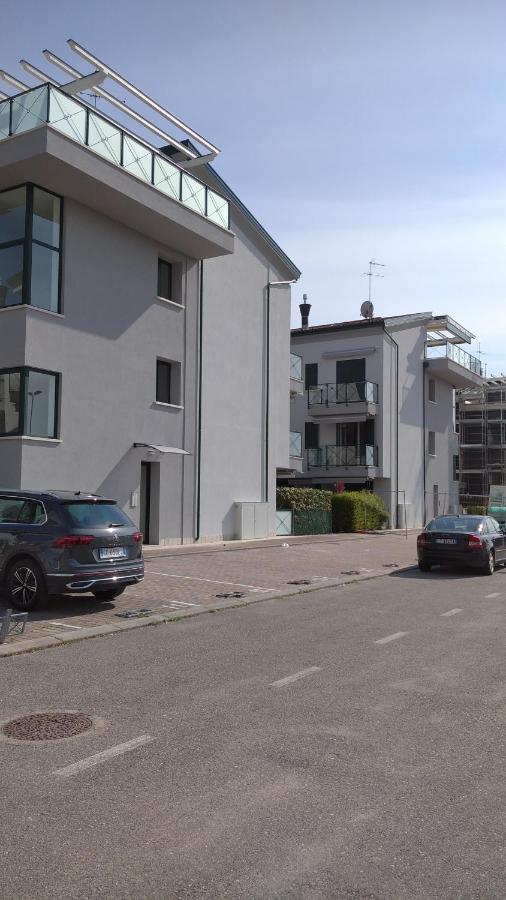 Delle Rose Apartment Eraclea Mare Kültér fotó